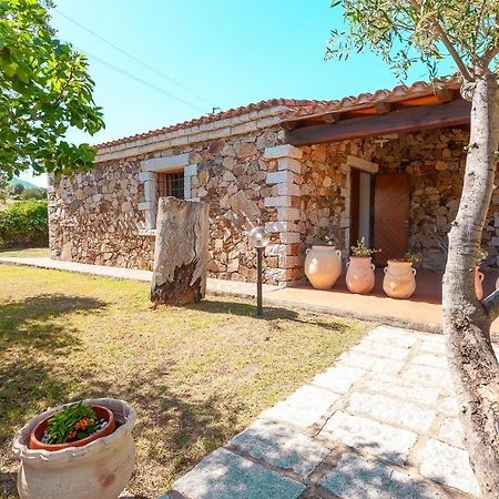 B&B Pettirosso Garden San Teodoro  Exterior photo