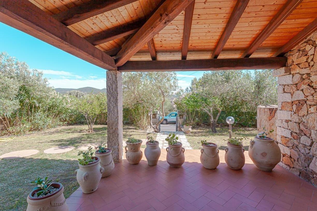 B&B Pettirosso Garden San Teodoro  Exterior photo