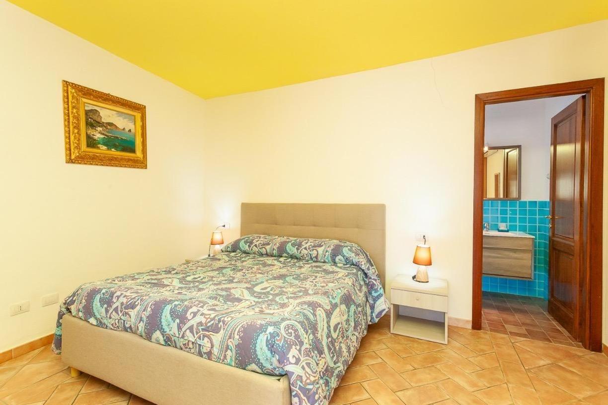 B&B Pettirosso Garden San Teodoro  Exterior photo