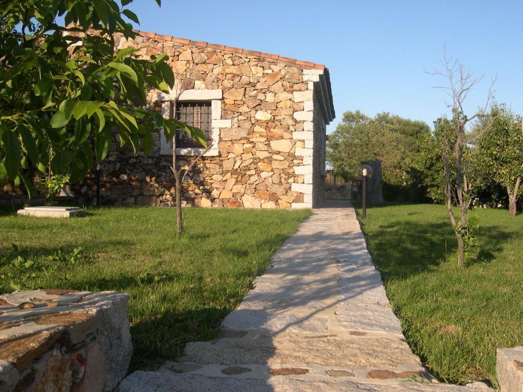B&B Pettirosso Garden San Teodoro  Exterior photo